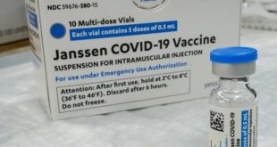Pozastavenie očkovania vakcínou Johnson&Johnson kvôli krvným zrazeninám