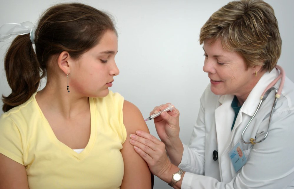 Riziká a očkovanie detí proti Covid - 19 