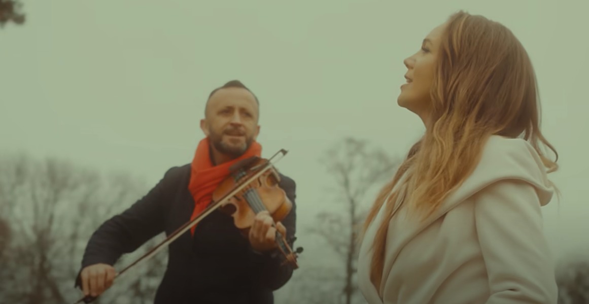 Lucie Vondráčková a Kandráčovci nahrali rozprávkový duet. Vypočujte si ho priamo tu!