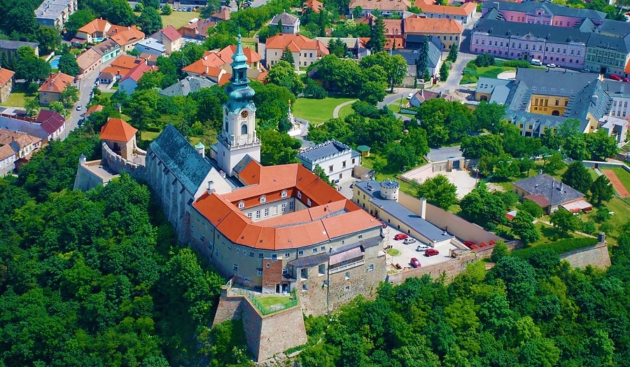 Výlet na Zobor po modrej turistickej značke