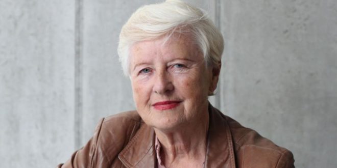 Anna Hogenová: Krutosť dnešnej doby