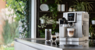 Ak hľadáte kávovar pre domáce použitie, plnoautomatické kávovary by mohli byť pre vás najlepšou voľbou. Tieto typy kávovarov sú jednoduché na používanie a majú ideálnu veľkosť, čo znamená, že sa zmestia do každej kuchyne. Pre tých, ktorí majú radi kávu s mliekom alebo inými prísadami, by sme odporúčali kávovary s mliečnym systémom. Tieto kávovary vám umožnia pripraviť si kávu s nadýchanou mliečnou penou.