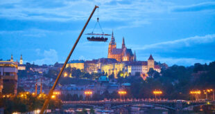 Dinner in the Sky prichádza opäť na Slovensko Počas leta si v hlavnom meste môžete vychutnať gastronomicko - adrenalinový zážitok.